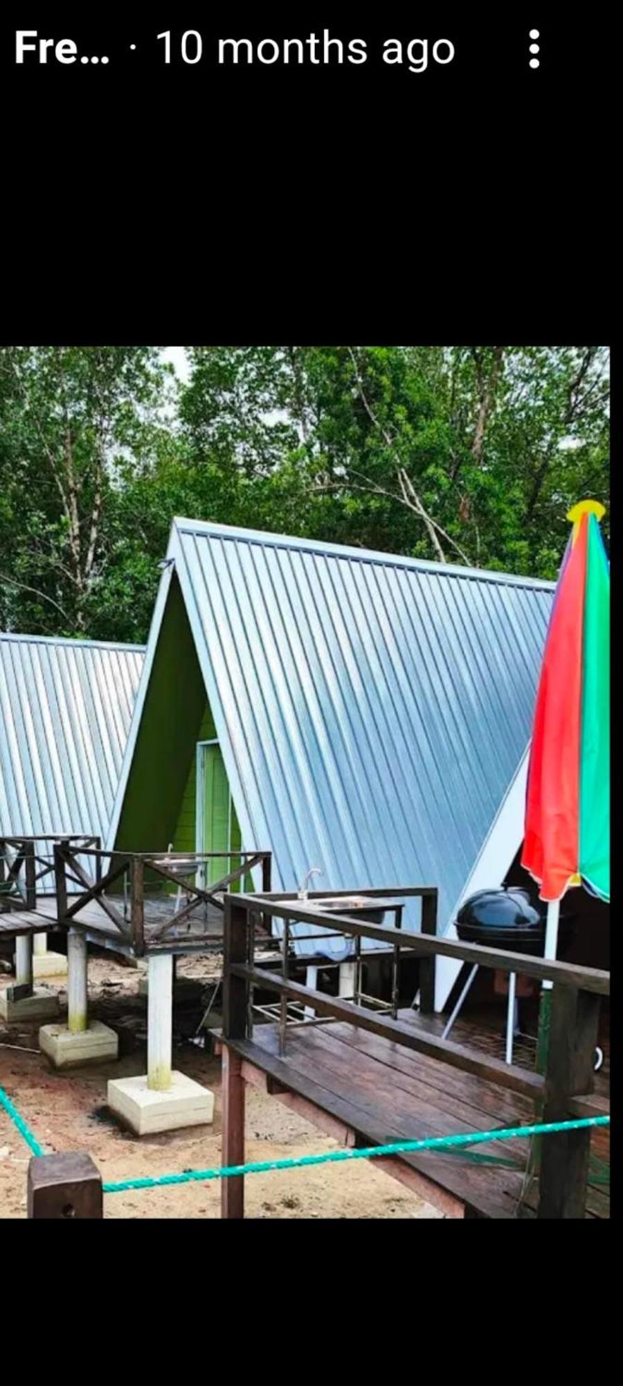 The Mangrove Villa Sematan Eksteriør billede